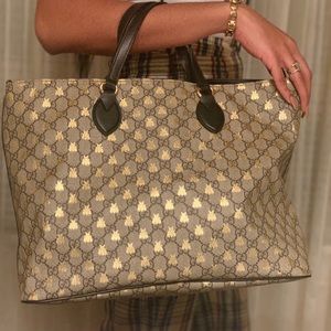 gucci supreme bees tote
